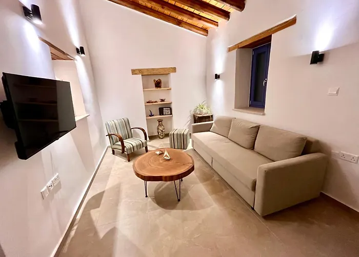 The Courtyard Episkopi Casa vacanze *