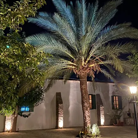 The Courtyard Episkopi Episkopi (Limassol)